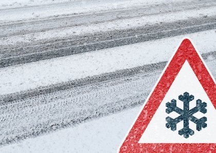 Prepare your business for bad weather by organising winter gritting maintenance